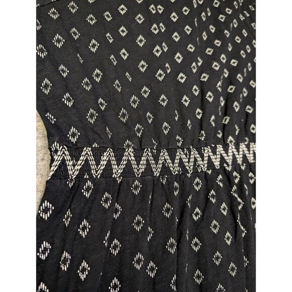 Women's Old Navy Geometric Black and White Dress Size XL Midi Tie Neckline - Picture 8 of 8